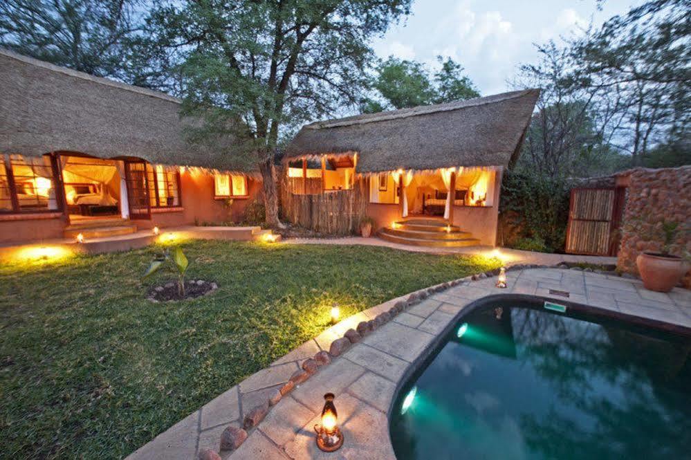 Simonga Tongabezi Lodge מראה חיצוני תמונה