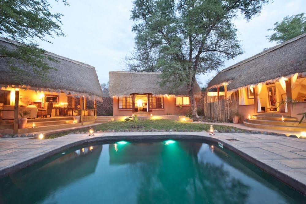 Simonga Tongabezi Lodge מראה חיצוני תמונה